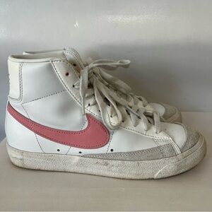 Nike Blazer Mid 77 High Top Sneakers Pink
